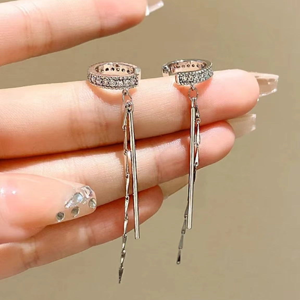 2PCS Mini diamond Angel Fringe Clip-on earrings without ear piercings for women gift